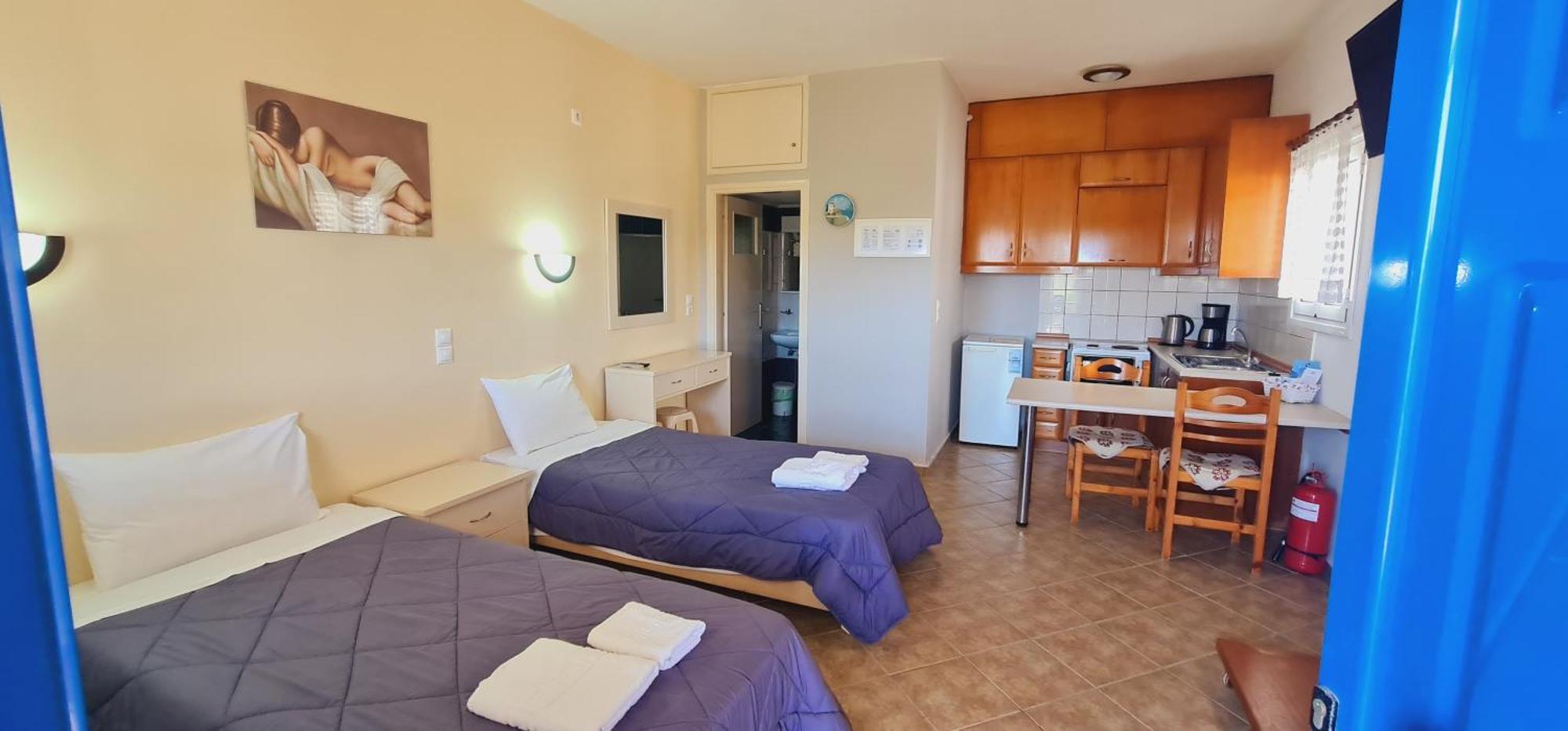 Philyra Appartments Agia Pelagia  Room photo